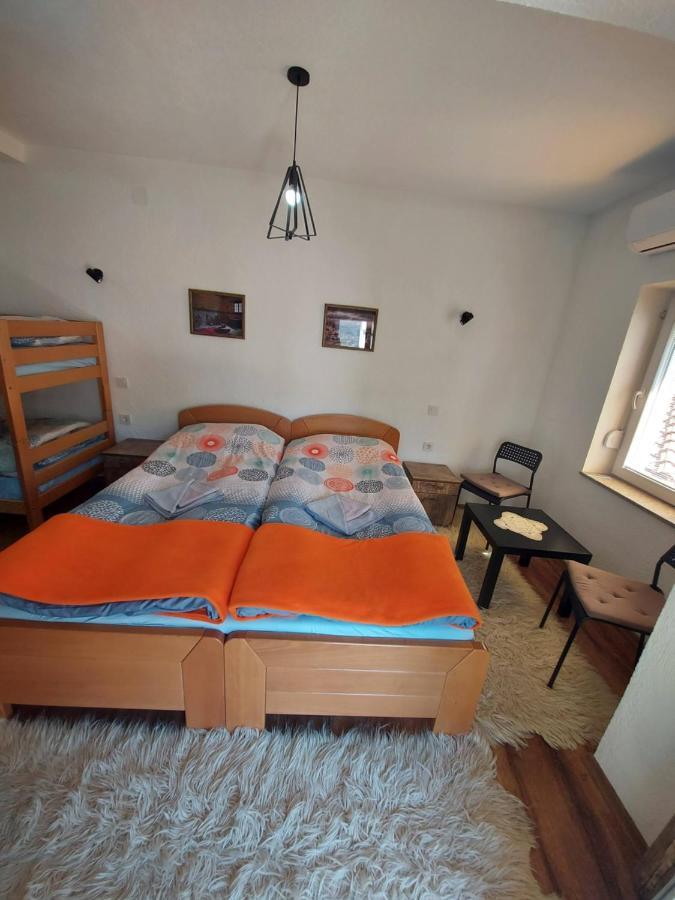 Casa Mular Bed and Breakfast Kruševo Buitenkant foto