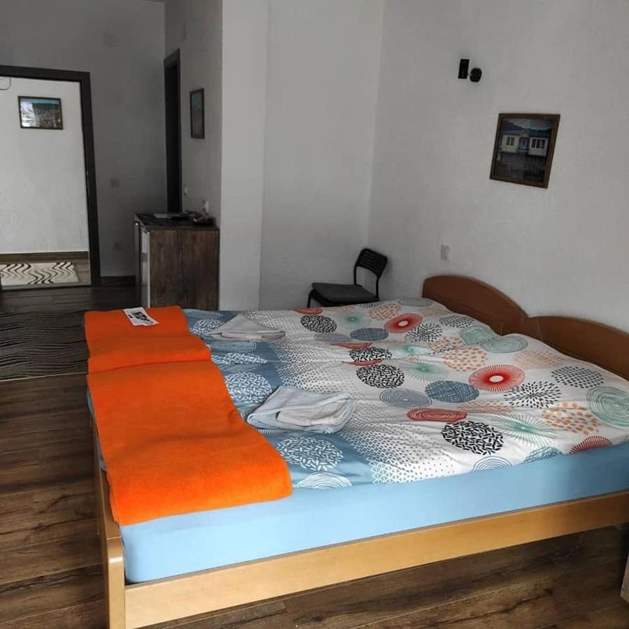 Casa Mular Bed and Breakfast Kruševo Buitenkant foto